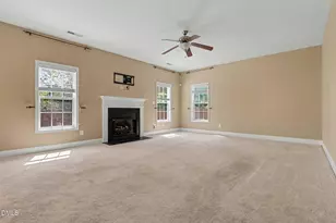 3205 Dove Hunter Cir, Fayetteville, NC 28306 - Photo 6