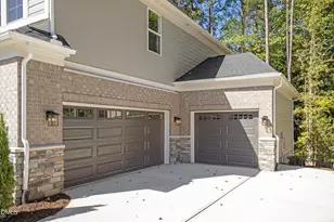 82 Ogden Cir, Clayton, NC 27527 - Photo 4