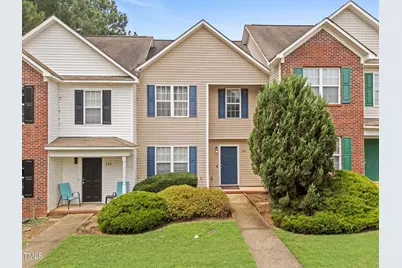 120 Blackthorne Court, Clayton, NC 27520 - Photo 2