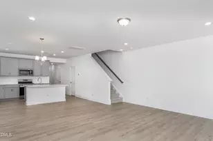 5407 Running Fox Ln, Durham, NC 27703 - Photo 10