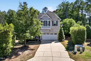 258 Chatsworth Ln, Clayton, NC 27527 - Photo 2