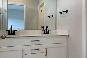 835 Oak Center Dr, Raleigh, NC 27610 - Photo 22