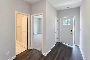37 Fiddleneck Ct, Selma, NC 27576 - Photo 2