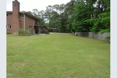 12 Cedar Drive, Smithfield, NC 27577 - Photo 6
