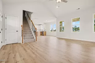 121 Evelene Wy, Clinton, NC 28328 - Photo 4