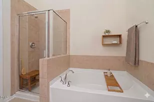 9135 Wooden Rd, Raleigh, NC 27617 - Photo 18