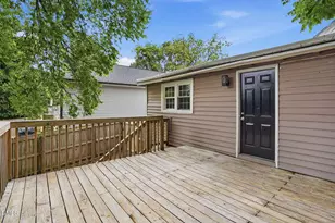 204 W Hill St, Benson, NC 27504 - Photo 20