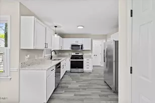 4705 Atterbury Ct, Raleigh, NC 27604 - Photo 16