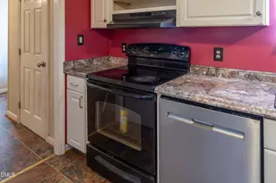 807 Richardson Ave, Fayetteville, NC 28314 - Photo 12
