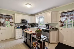 118 Castle Cir, Smithfield, NC 27577 - Photo 22