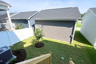 1804 Lumineer Ln, Wendell, NC 27591 - Photo 4