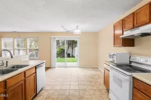 4501 Bekonscot Ave, Raleigh, NC 27604 - Photo 10