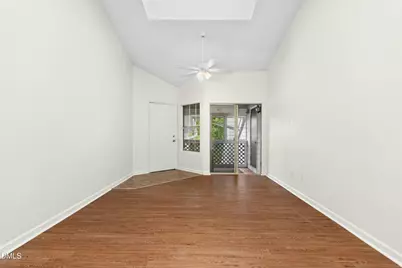 4900 Avenida Del Sol Drive #307, Raleigh, NC 27616 - Photo 6