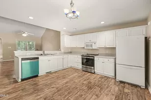 600 Maxwell Dr, Raleigh, NC 27603 - Photo 10