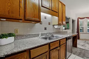 1210 Shadowbark Ct, Raleigh, NC 27603 - Photo 18