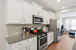 1117 Metropolitan Dr, Durham, NC 27713 - Photo 14