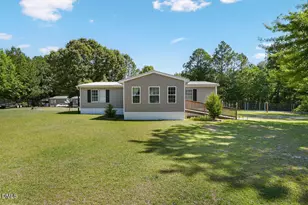 344 Pine Needles Dr, Lillington, NC 27546 - Photo 2