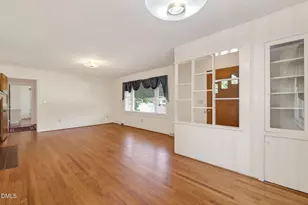 403 S Pearl St, Princeton, NC 27569 - Photo 8