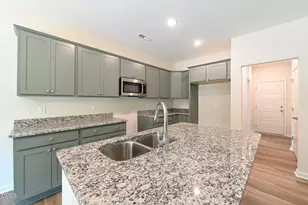404 Lyon Ests Dr, La Grange, NC 28551 - Photo 10