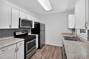 904 Seabrook Rd, Raleigh, NC 27610 - Photo 12