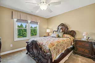 6909 Darcy Ln, Raleigh, NC 27606 - Photo 12