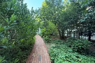 2626 Dover Rd, Raleigh, NC 27608 - Photo 46