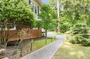 393 Wesley Ct, Chapel Hill, NC 27516 - Photo 4
