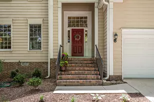 107 Walmsley Ct, Cary, NC 27519 - Photo 4