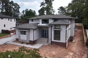 961 Wimbleton Dr, Raleigh, NC 27609 - Photo 2