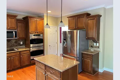 936 Bentbury Way, Cary, NC 27518 - Photo 6