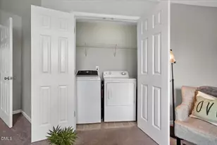 117 Rosalynn Ct, Raleigh, NC 27610 - Photo 28