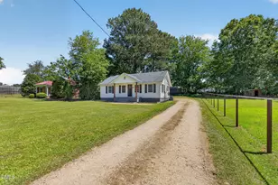 5887 Main St, Bailey, NC 27807 - Photo 6
