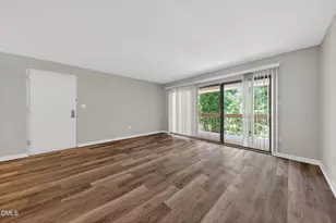 500 Umstead Dr, Chapel Hill, NC 27516 - Photo 6
