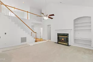 102 Citrus Pl, Cary, NC 27519 - Photo 8