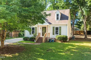 704 E Maple Ln E, Fuquay Varina, NC 27526 - Photo 1