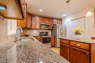 1806 Medfield Rd, Raleigh, NC 27607 - Photo 16