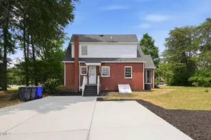 227 W Corbin St, Hillsborough, NC 27278 - Photo 10