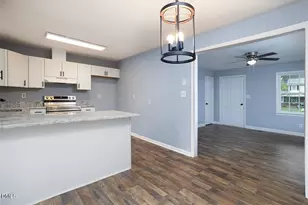 529 Clifford Ave, Fayetteville, NC 28314 - Photo 10