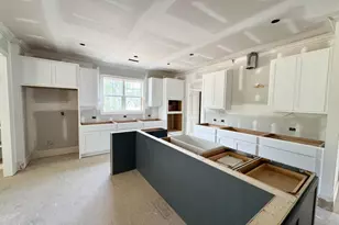135 Summerlin Dr, Clayton, NC 27527 - Photo 6