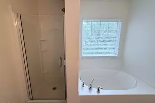 124 Longchamp Ln, Cary, NC 27519 - Photo 16