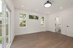 7608 Silver View Ln, Raleigh, NC 27613 - Photo 28