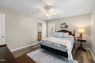 46 Richmond Dr, Clayton, NC 27527 - Photo 16