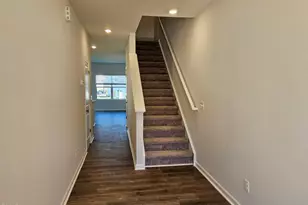 121 Elyse Overlook Lp, Sanford, NC 27332 - Photo 2