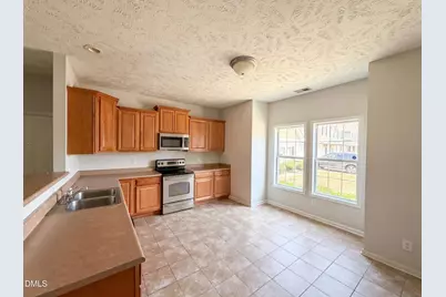 3066 Candlelight Drive, Fayetteville, NC 28311 - Photo 8
