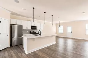 2113 Bethpage Dr, Fuquay Varina, NC 27526 - Photo 2