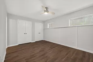 546 Pine Ridge Pl, Raleigh, NC 27609 - Photo 10