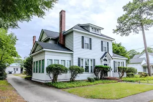 507 E Center St, Nashville, NC 27856 - Photo 1
