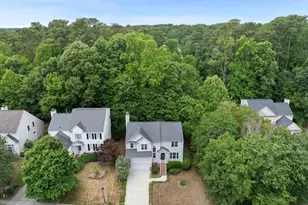 108 Woodshire Ln, Chapel Hill, NC 27514 - Photo 4