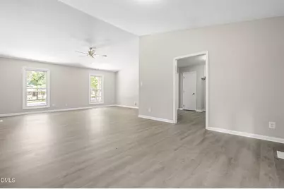 809 Royal Oaks Drive, Durham, NC 27712 - Photo 18