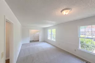 6641 Lynndale Dr, Raleigh, NC 27612 - Photo 6